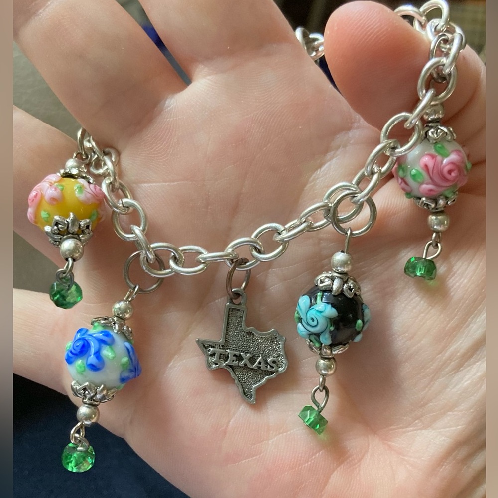Texas Charm Bracelet With Wedding Cake Glass Beads & Magnetic Clasp